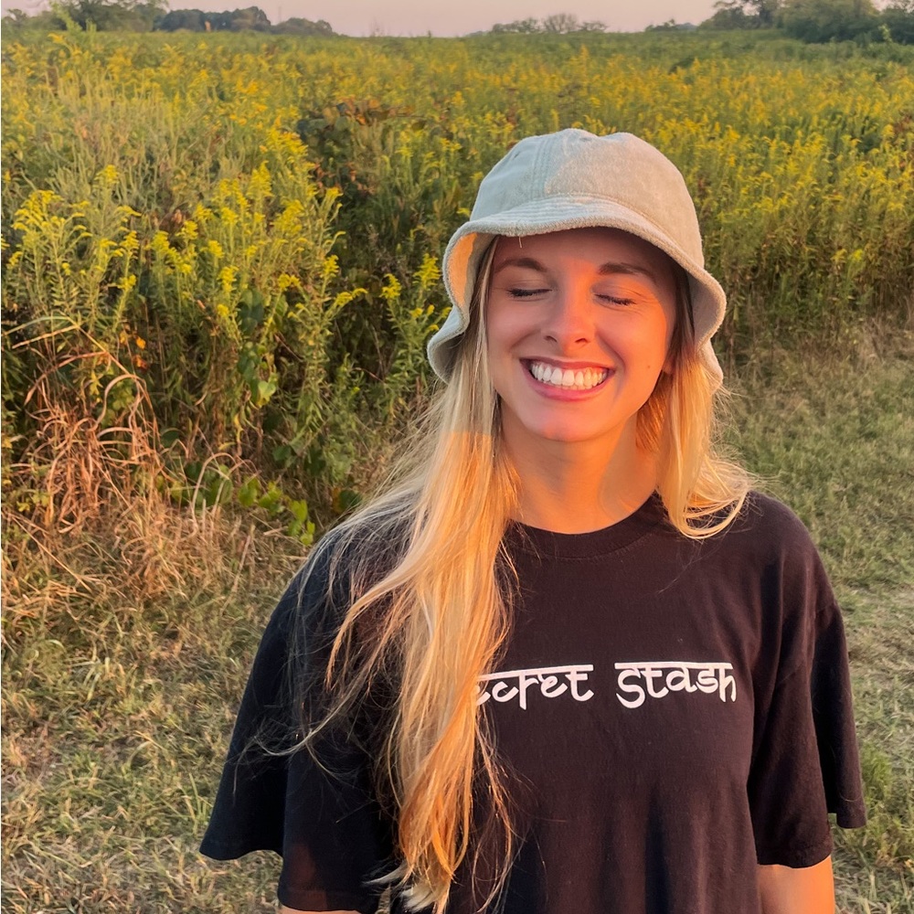 Meet your Posher, Emily